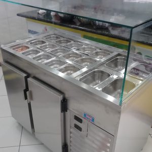 Pista fria refrigerada para salada de frutas